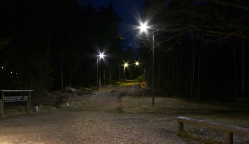 Knivsta kommun - LED med rörelsesensor i elljusspåret