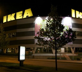 Skylt och annonsbelysning, IKEA Kungens Kurva