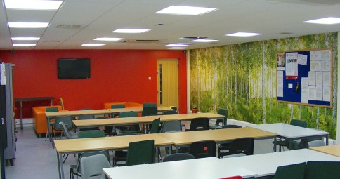 Personalrestaurangen, Lush Cosmetics huvudkontor, England