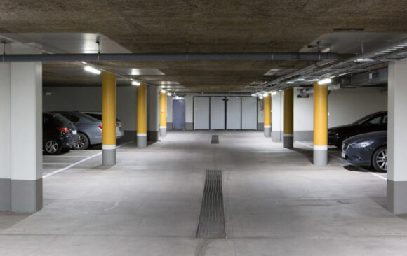 Smart LED-belysning i Kungsledens P-garage