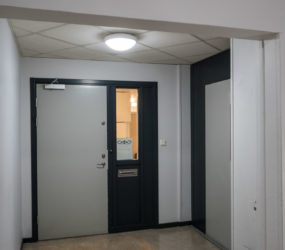 Ny belysning i entré och trapphus i Elektrahuset