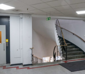 Ny belysning i entré och trapphus i Elektrahuset