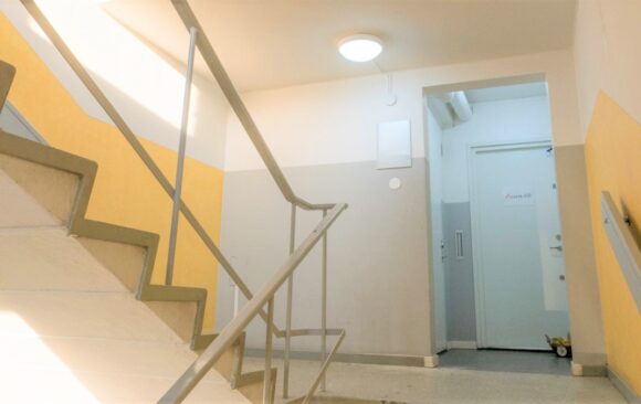 Smart LED-belysning i trapphuset