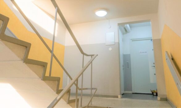 Smart LED-belysning i trapphuset