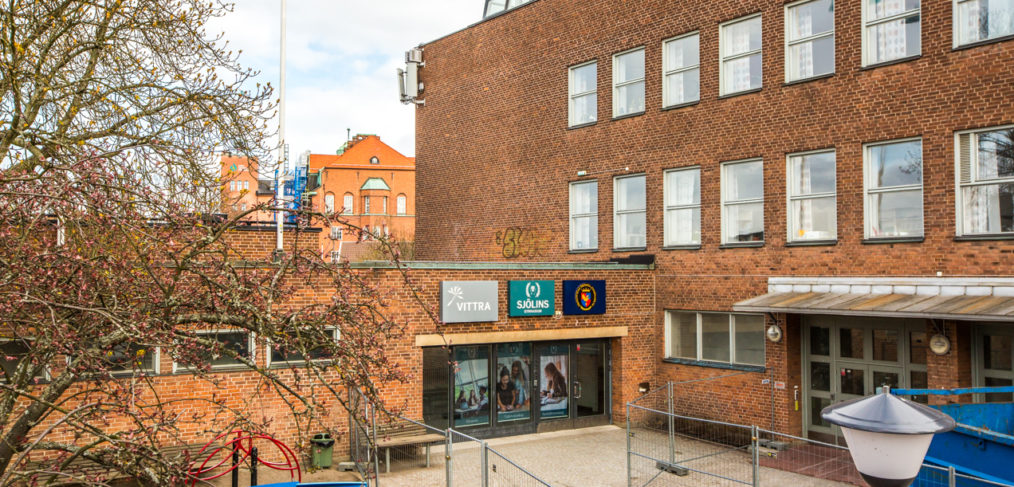 Skola bygger om för ny verksamhet - väljer LED