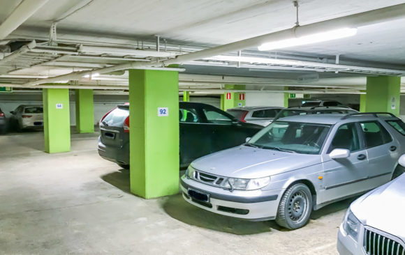 3 garage i Eskilstuna får Smart LED
