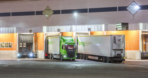 ICA's centrallager får Smart LED