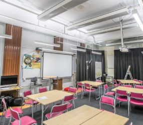 LBS gymnasiet mörka lokaler får dagsljus
