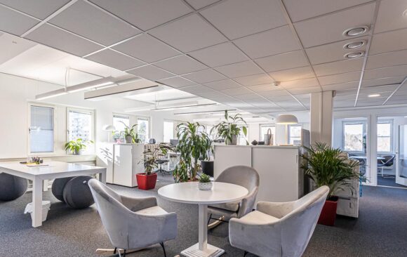 Linserv flyttar in hos Kungsleden i Danderyd