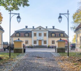 Områdesbelysning i vacker herrgårdsmiljö