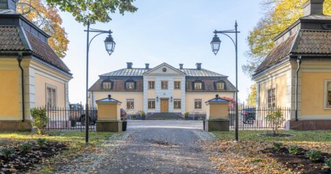 Områdesbelysning i vacker herrgårdsmiljö