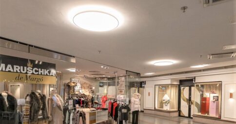 Sturegallerian - snyggare och ljusare med ny belysning