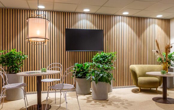 Kungsleden investerar i smakfull designbelysning till kontor
