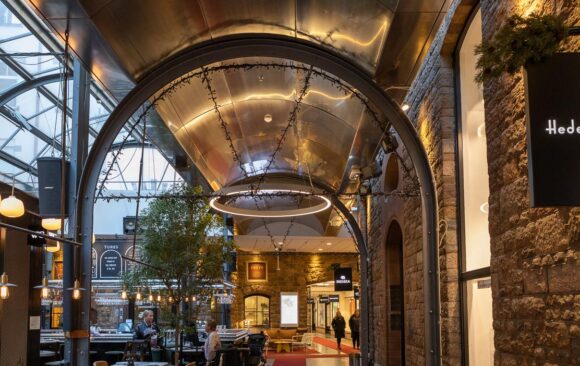 Ny designbelysning till restaurang Tures i Sturegallerian